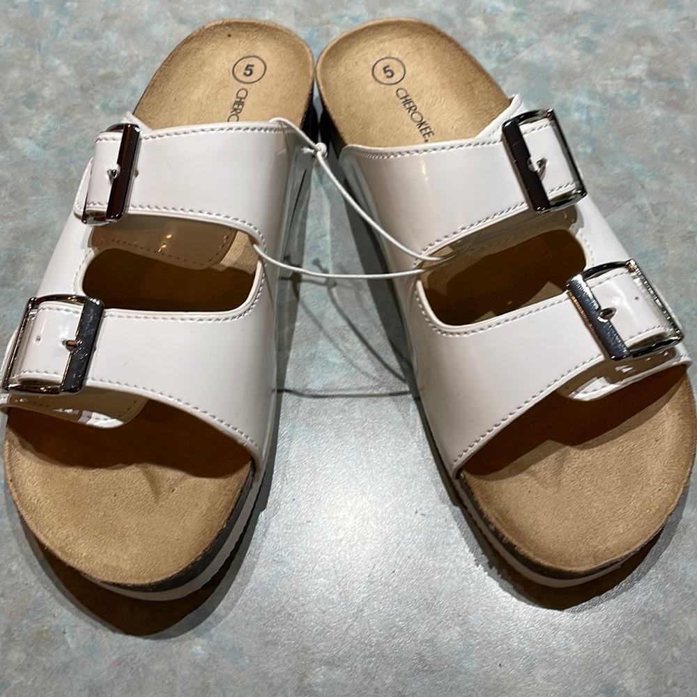 Cherokee white sandals (sz 5)